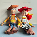 História 3 4 falando woody jessie figuras de ação panos reais corpo boneca cantar macio figura de ação modelo brinquedos voz boneca mesa ornamento