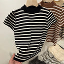 Meia gola alta pulôver listrado camisola fino ajuste camisa superior feminina início da primavera e outono manga curta camisa de fundo