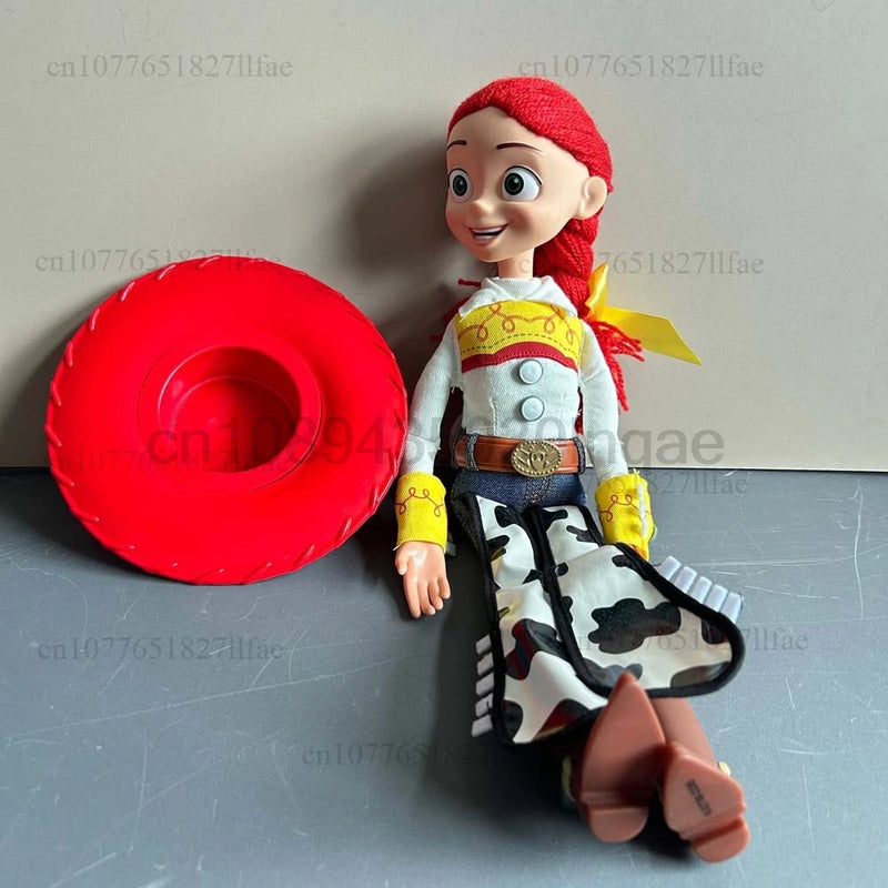 História 3 4 falando woody jessie figuras de ação panos reais corpo boneca cantar macio figura de ação modelo brinquedos voz boneca mesa ornamento