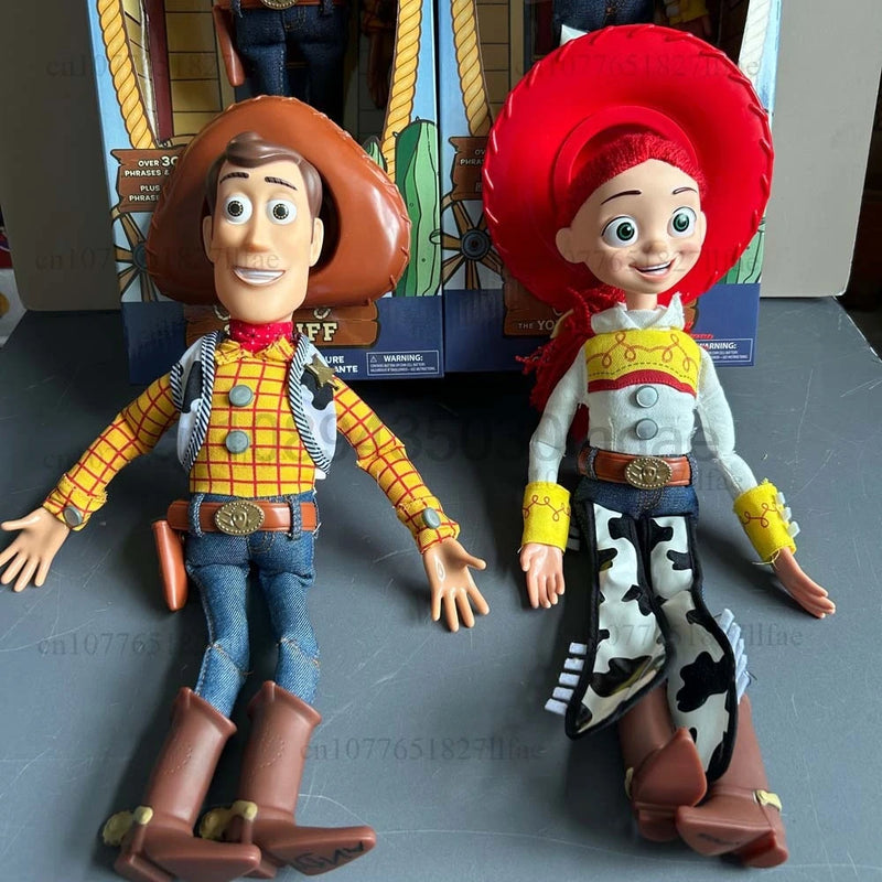 História 3 4 falando woody jessie figuras de ação panos reais corpo boneca cantar macio figura de ação modelo brinquedos voz boneca mesa ornamento